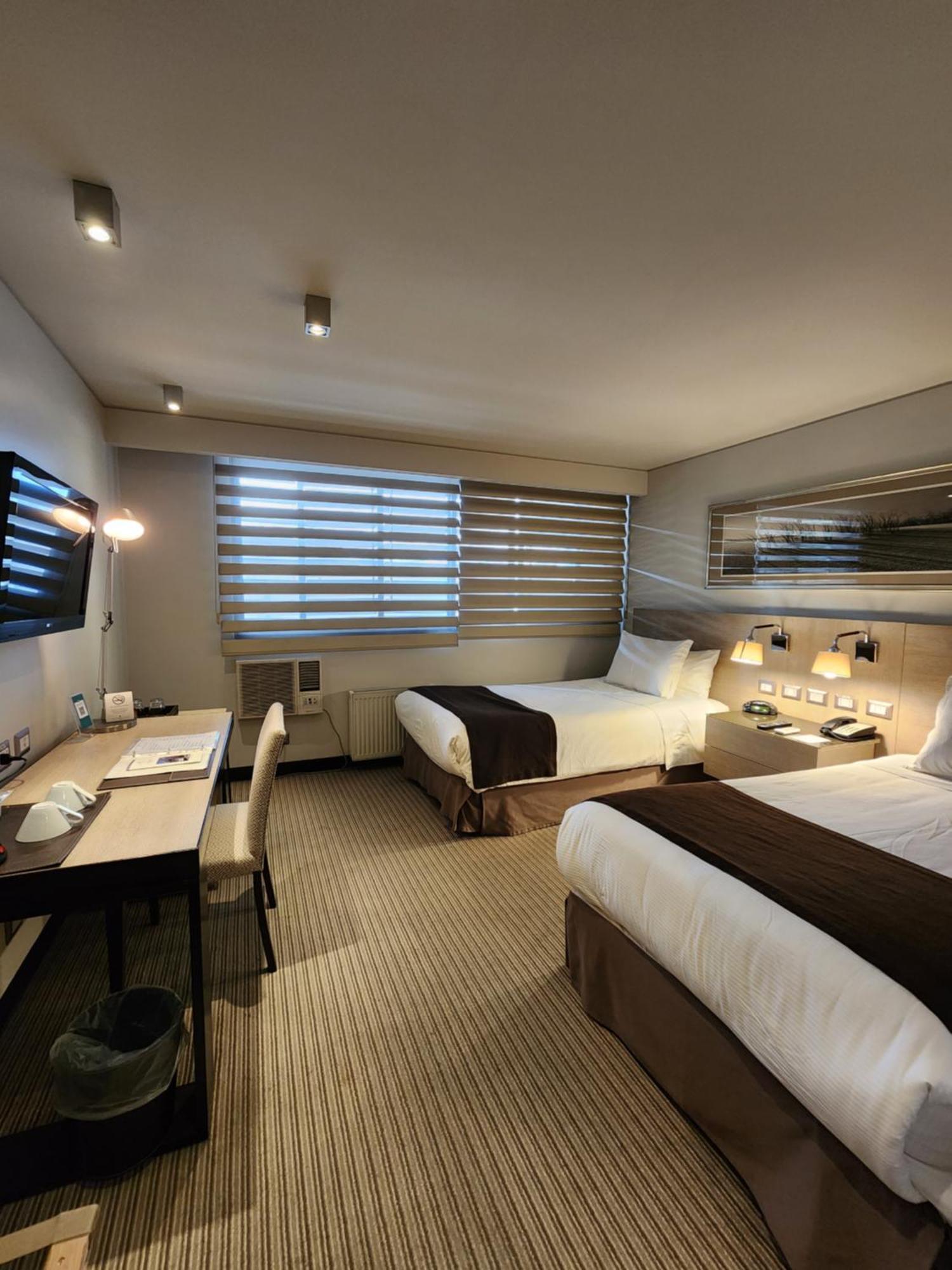 Hotel Los Espanoles Plus サンティアゴ エクステリア 写真