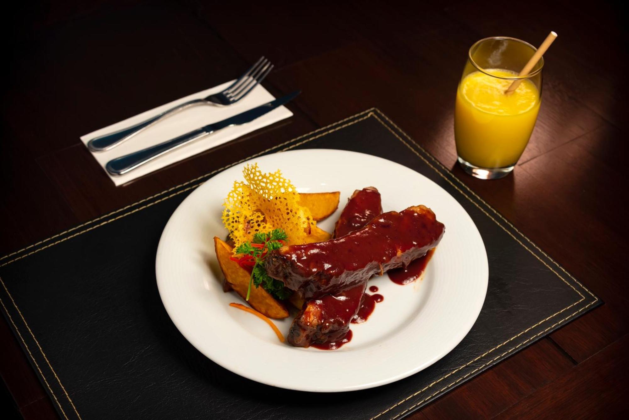 Hotel Los Espanoles Plus サンティアゴ エクステリア 写真